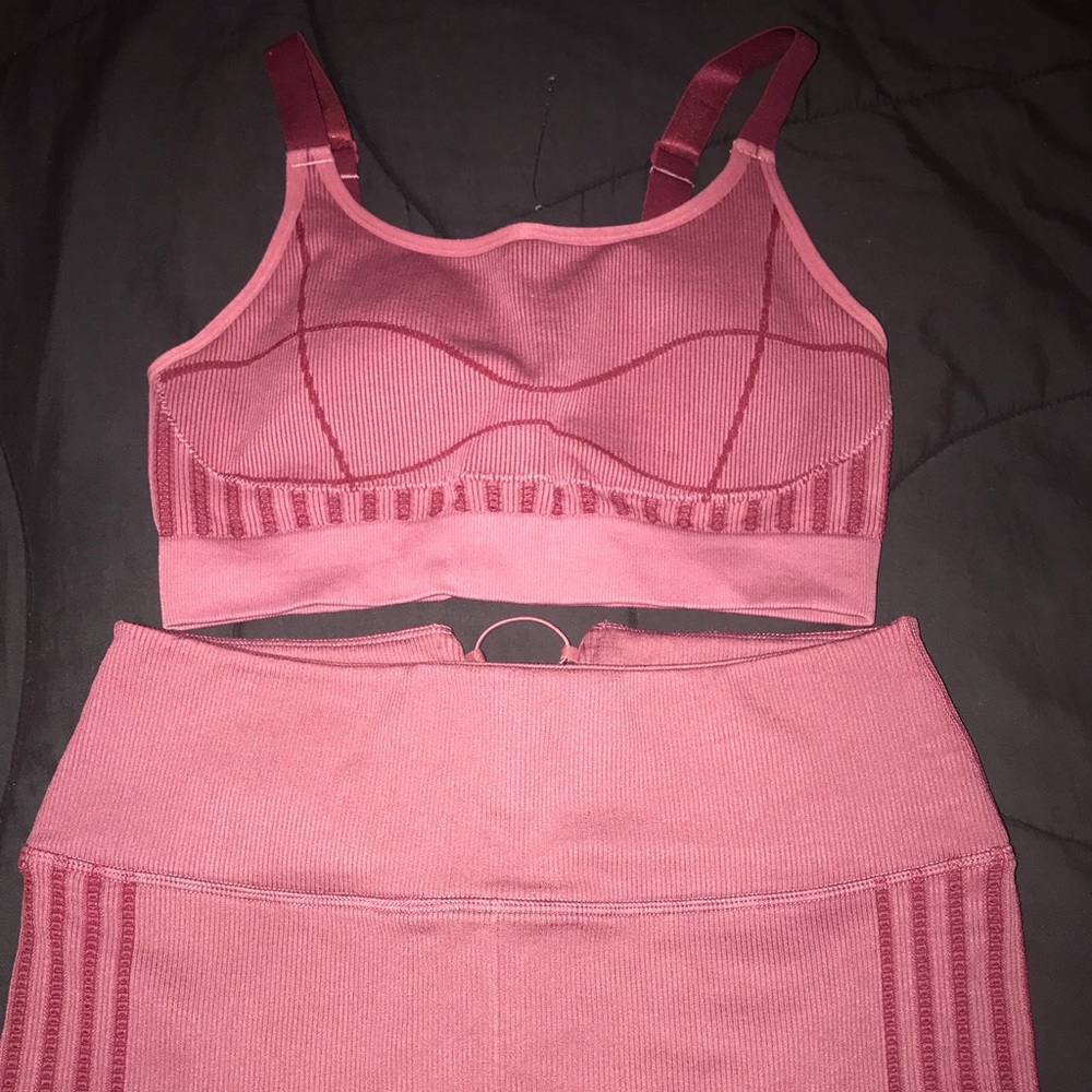 Fabletics Workout Set - image 2